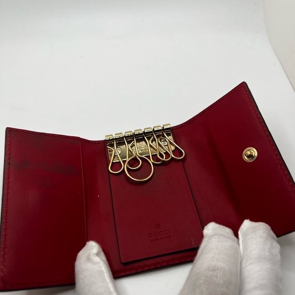 GUC Gucci Red Guccissima Leather Bow 6 Key Case - Picture 6 of 8